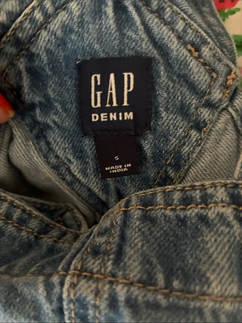 GAP Vintage Wash Denim Short Overalls in Blue